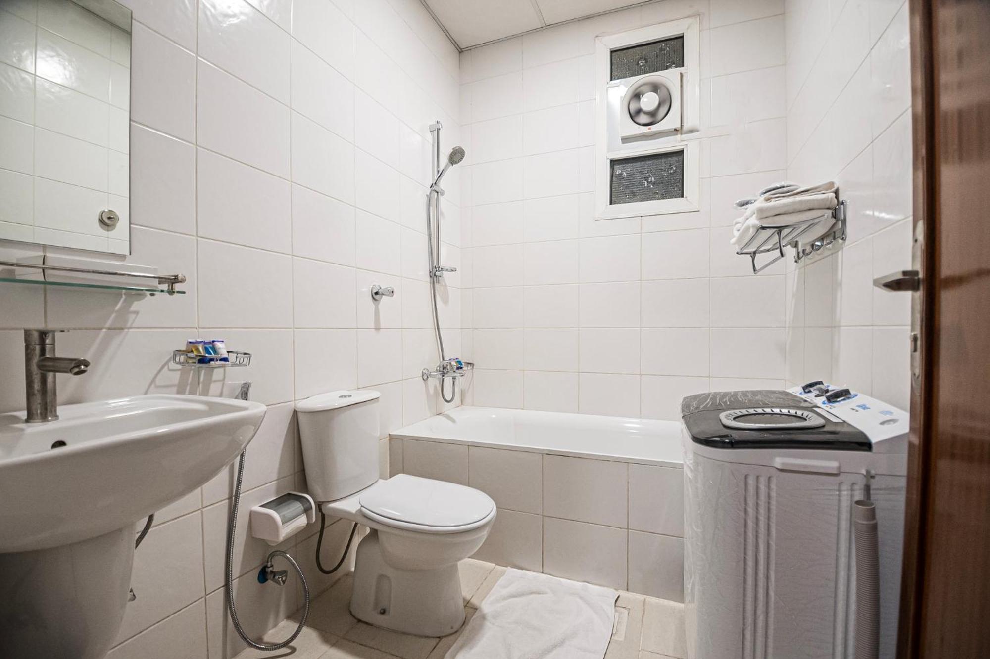 Aparthotel Ghalyt Ohud à Médine Extérieur photo
