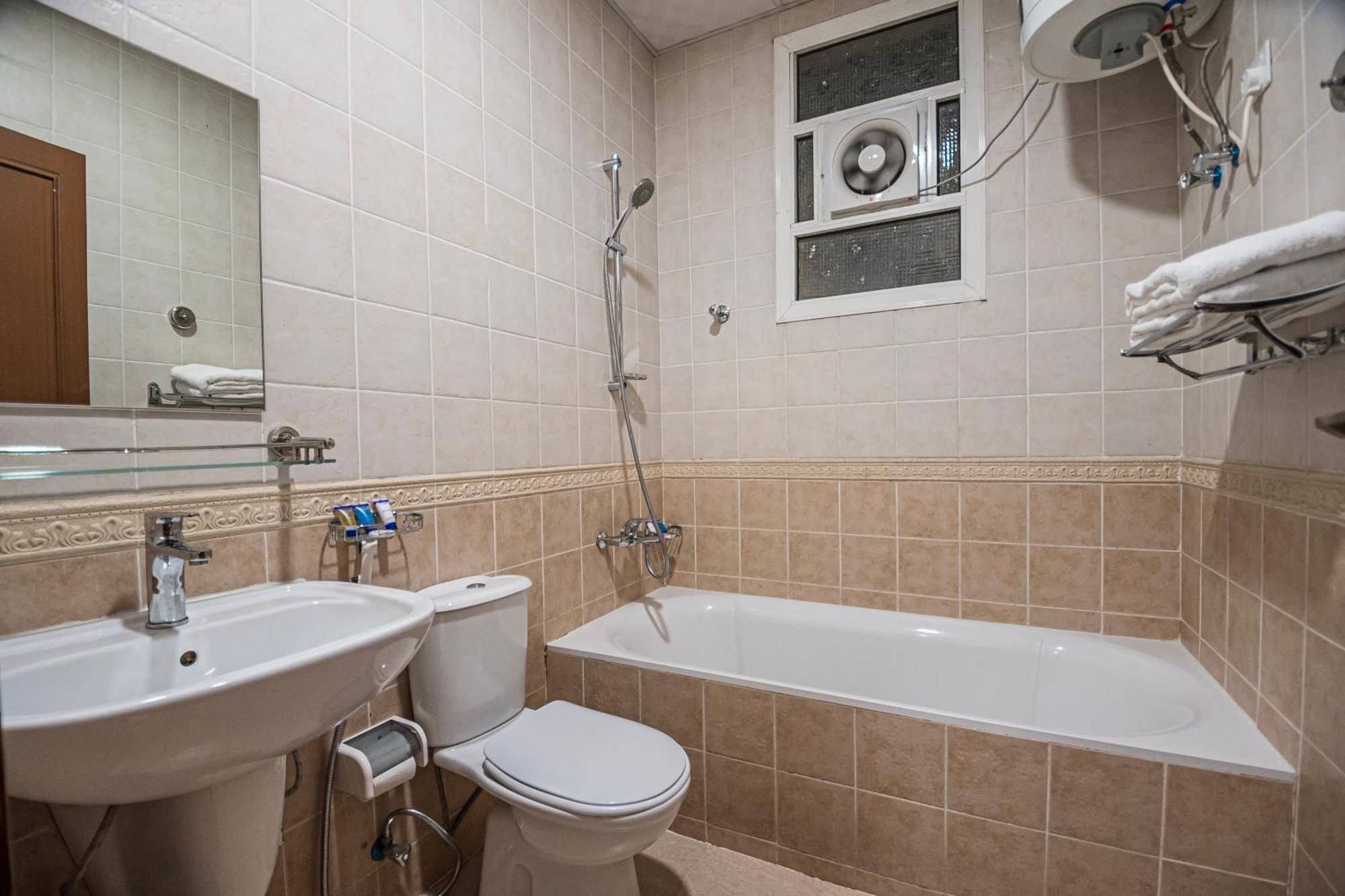 Aparthotel Ghalyt Ohud à Médine Extérieur photo