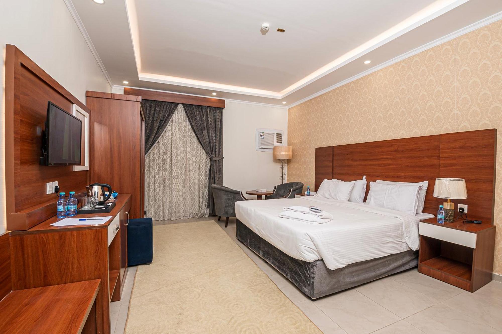 Aparthotel Ghalyt Ohud à Médine Extérieur photo