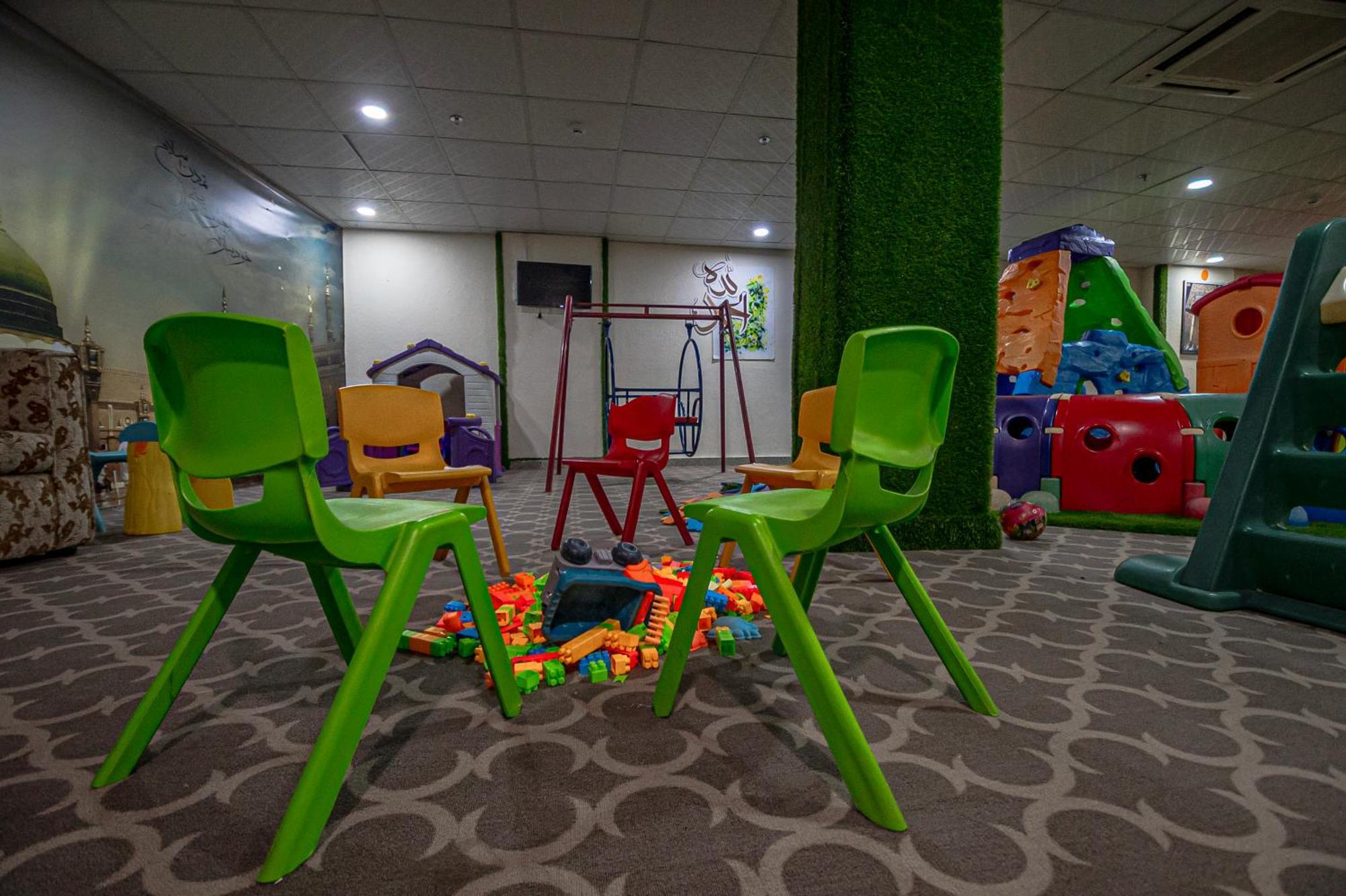 Aparthotel Ghalyt Ohud à Médine Extérieur photo